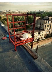 Модернизация пожарной вертикальной лестницы на одном из цехов БХЗ